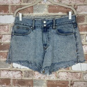 DEAR JOHN High rise fray hem denim shorts size 28 Lightwash